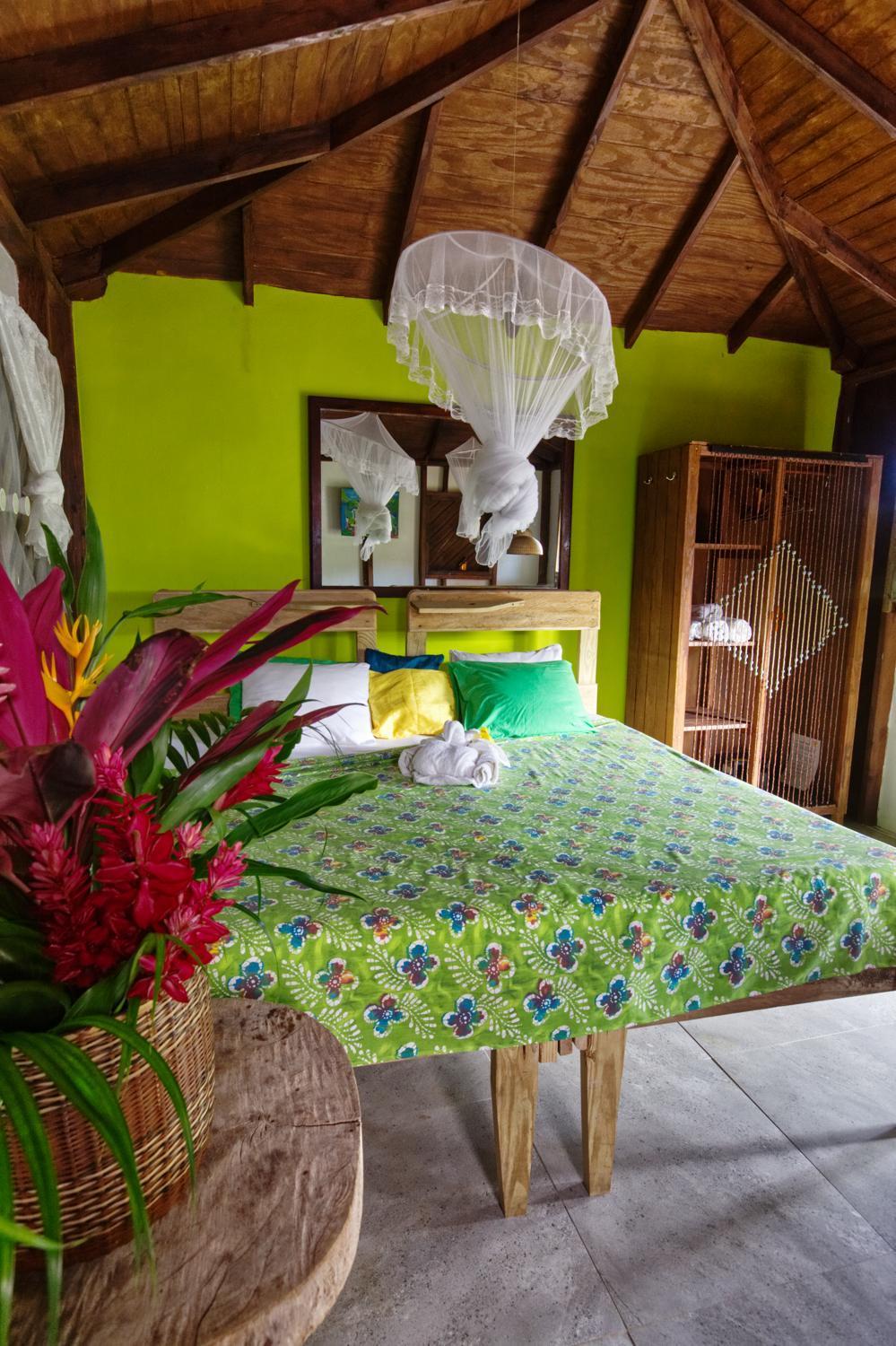 Hibiscus Valley Inn Marigot Екстериор снимка